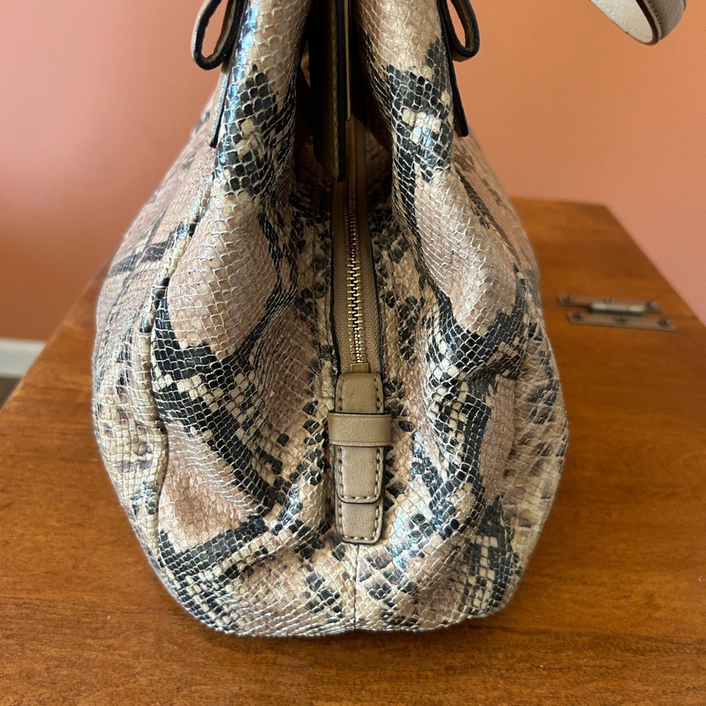 COACH tan and black snakeskin leather hobo bag - Picture 5 of 14